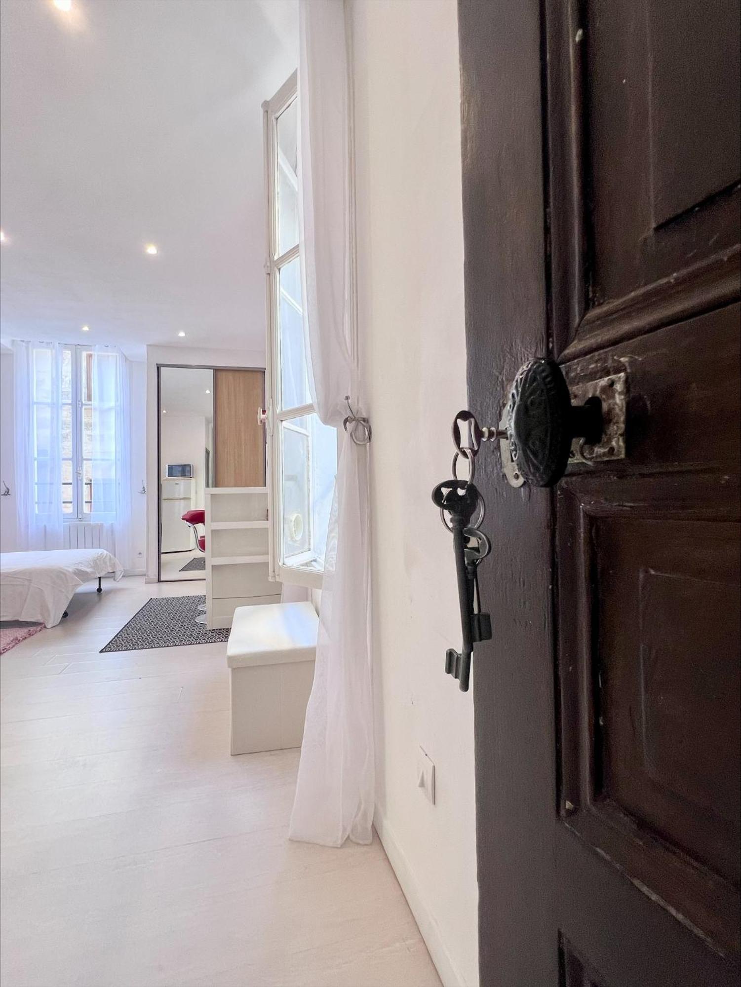 דירות Pézenas L'Ancienne Berlingotiere מראה חיצוני תמונה